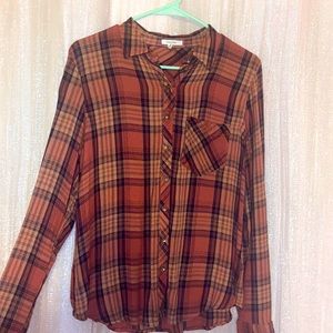 Maurices Flannel size Medium